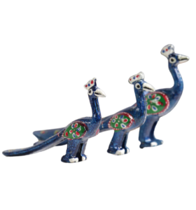 Multicolour Showpieces Set of 3